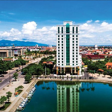 Royal Quang Binh Hotel Донгхой Екстер'єр фото