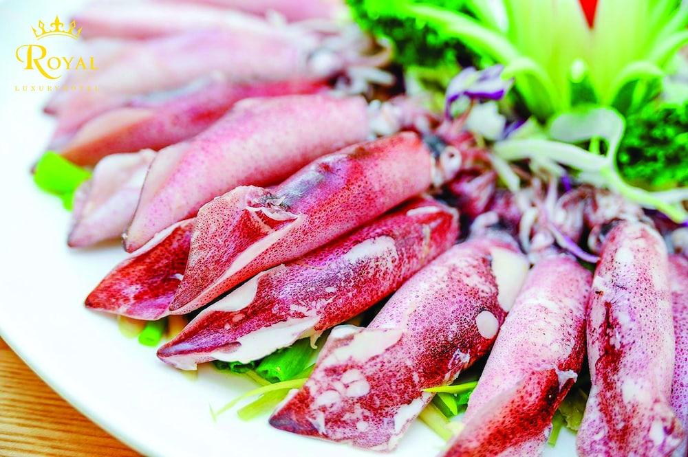 Royal Quang Binh Hotel Донгхой Екстер'єр фото