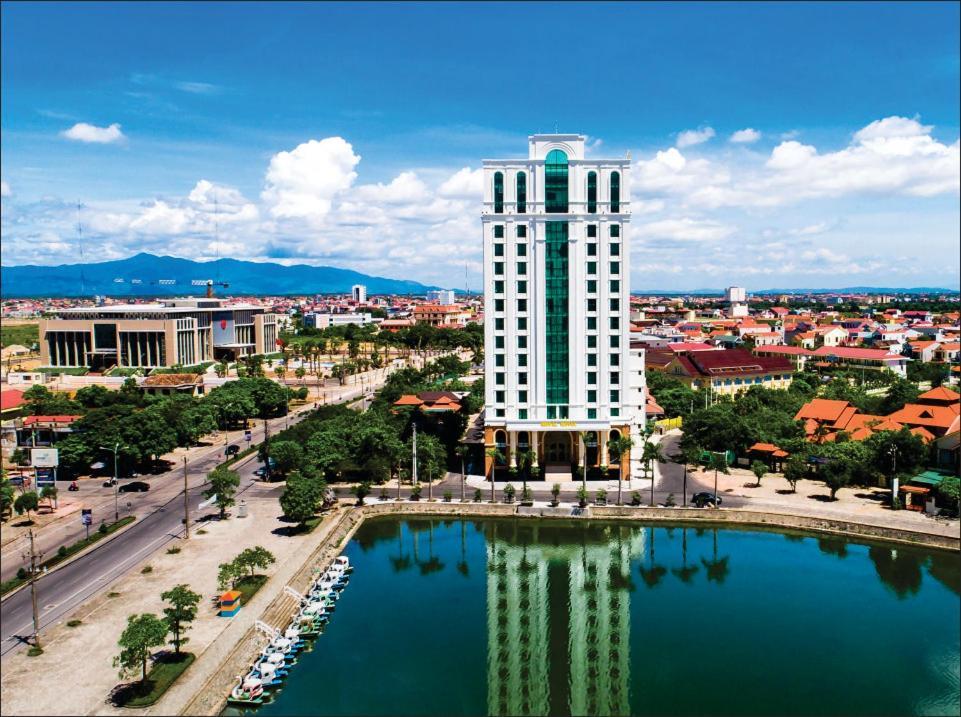 Royal Quang Binh Hotel Донгхой Екстер'єр фото