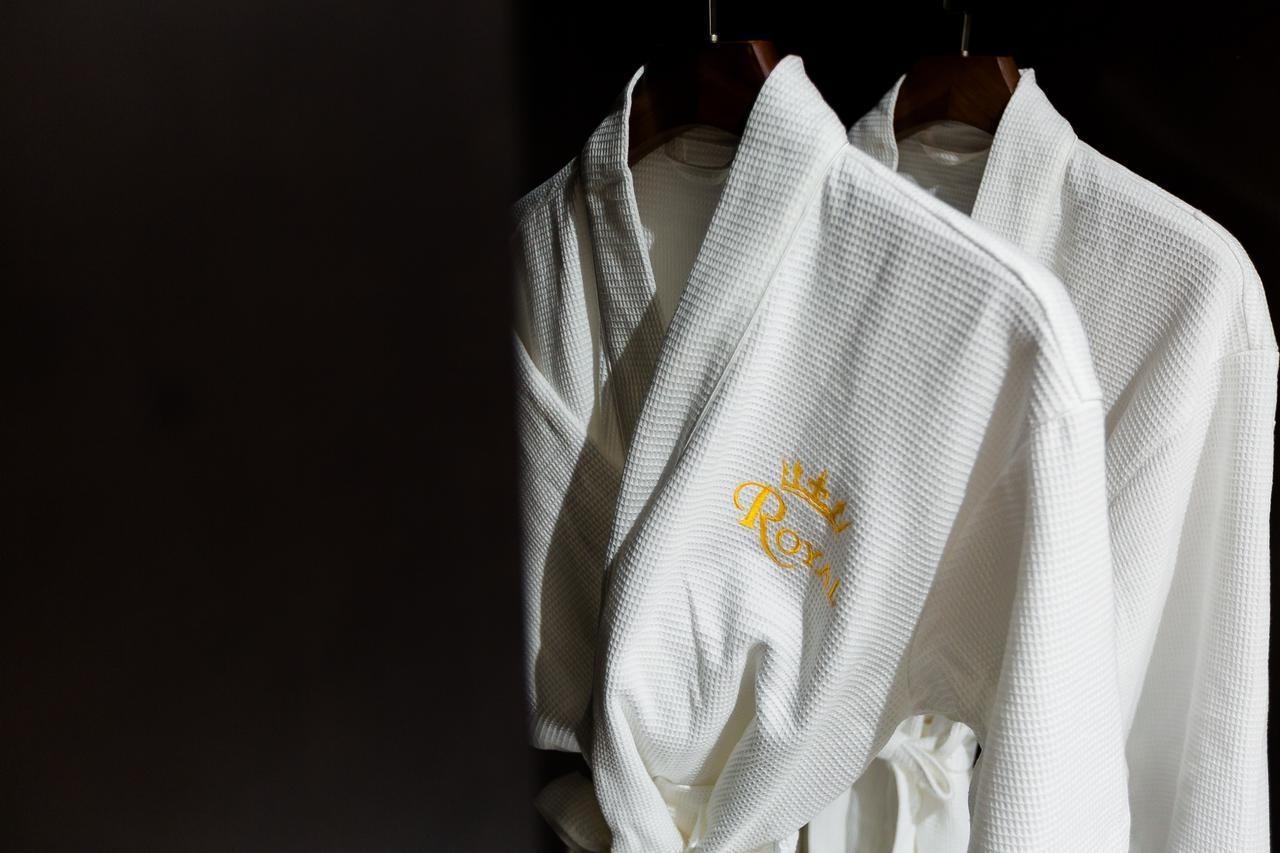 Royal Quang Binh Hotel Донгхой Екстер'єр фото